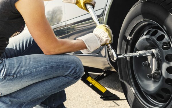 DỊCH VỤ CỨU HỘ LỐP XE Ô TÔ GIÁ RẺ TẠI HẢI PHÒNG